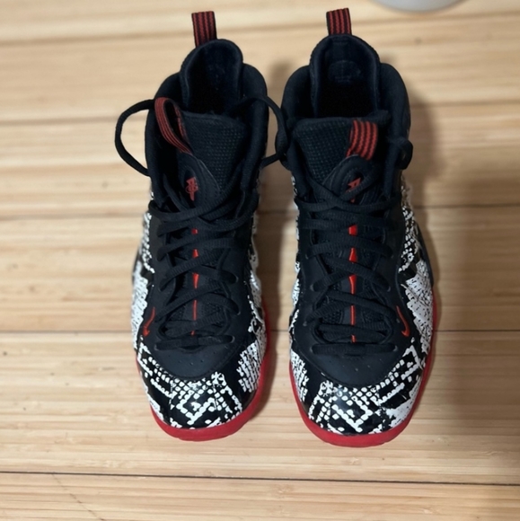 Nike Air Foamposite - Picture 3 of 5